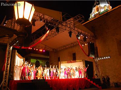Cartagena vivió una noche de 'Delirio' en la VI Cumbre de las Américas