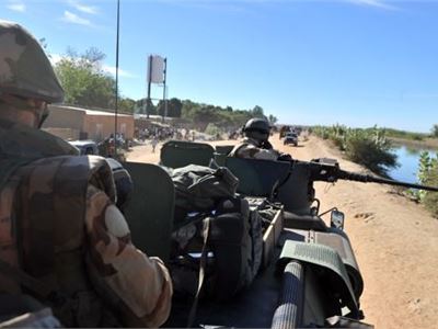 Mali: la France s'engage dans une guerre longue
