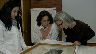 Acervos en papel EXPONEN NUEVOS PROCESOS DE ATENCIÓN DEL PATRIMONIO DOCUMENTAL