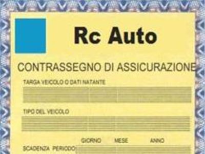 Addio al contrassegno assicurativo auto, arriva la verifica telematica