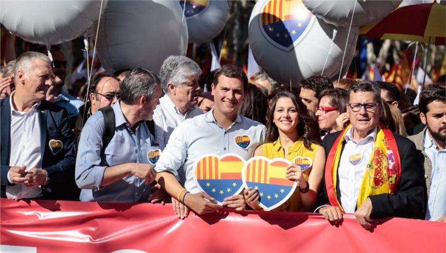 Albert Rivera y Inés Arrimadas juntos en la marcha de hoy, 29 de octubre, en Barcelona