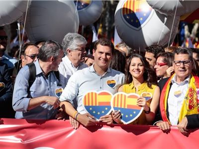 Albert Rivera y Inés Arrimadas juntos en la marcha de hoy, 29 de octubre, en Barcelona