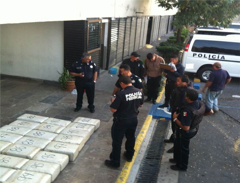 ASEGURA POLICÍA FEDERAL MÁS DE UNA TONELADA DE MARIHUANA OCULTA EN EL TANQUE DE UN CAMIÓN DE CARGA 