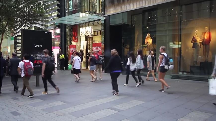 Batman v Superman - Become a superhero with Augmented Reality thanks to JCDecaux Australia - 