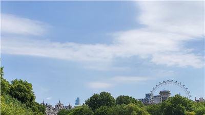 Cultural Rebirth in the AI Era: Fusion of Tech, Tradition, and Global Connectivity