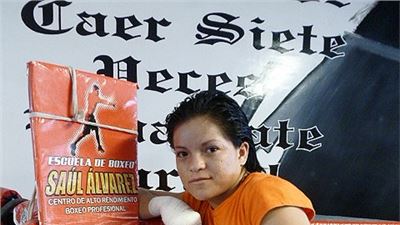 DISPUTAN NANCY FRANCO Y ANA ARRAZOLA CETRO MUNDIAL PAJA IBF