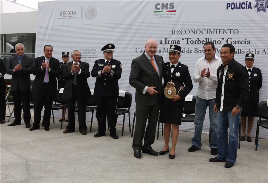 DR. MANUEL MONDRAGÓN DIO EL BANDERAZO AL PROGRAMA DEPORTIVO DE LA COMISIÓN NACIONAL DE SEGURIDAD