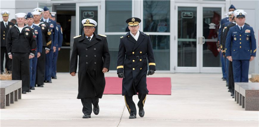 EL COMANDO NORTE DE ESTADOS UNIDOS DE AMÉRICA ENTREGA RECONOCIMIENTO AL SECRETARIO DE MARINA