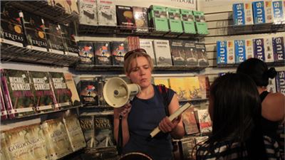 Escritora Mónica Brozón orienta sobre lo más representativo de la literatura