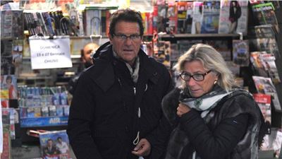 Fabio Capello a passeggio per le vie di Milano 