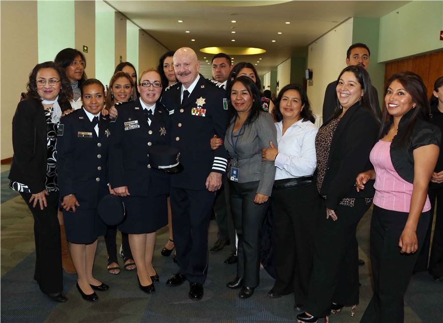 FESTEJA CNS A LAS MADRES DE FAMILIA POR SU PROFESIONALISMO, RESPONSABILIDAD Y COMPROMISO CON EL PAÍS