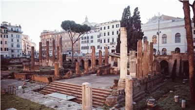 Following the restoration of the Spanish Steps, completed in 2016, Bvlgari has announced a new project to restore the “Area Sacra”.