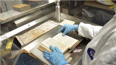 Hasta por 10 mil años  CON ENCAPSULAMIENTO PRESERVAN DOCUMENTOS HISTÓRICOS DE MÉXICO