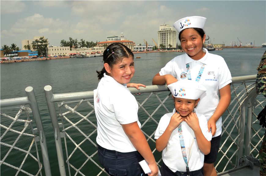 LA SECRETARÍA DE MARINA PREMIA A GANADORES DEL XXXV CONCURSO NACIONAL DE PINTURA INFANTIL "EL NIÑO Y LA MAR"