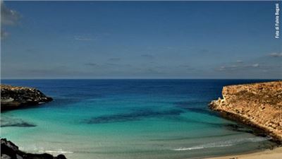 Lampedusa: al centro del mare, al centro dei diritti