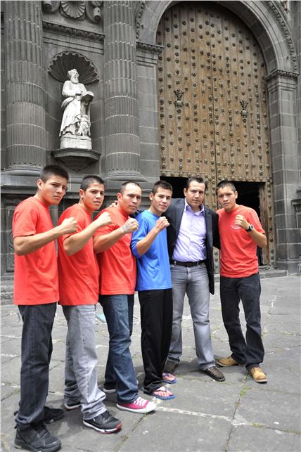 Liderados por "El Jaguar" HERMANOS GUTIERREZ VERA COMIENZAN A FIGURAR