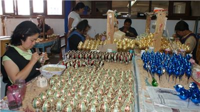 MAGIA Y COLOR EN LA XIII FERIA DE LA ESFERA DE TLALPUJAHUA