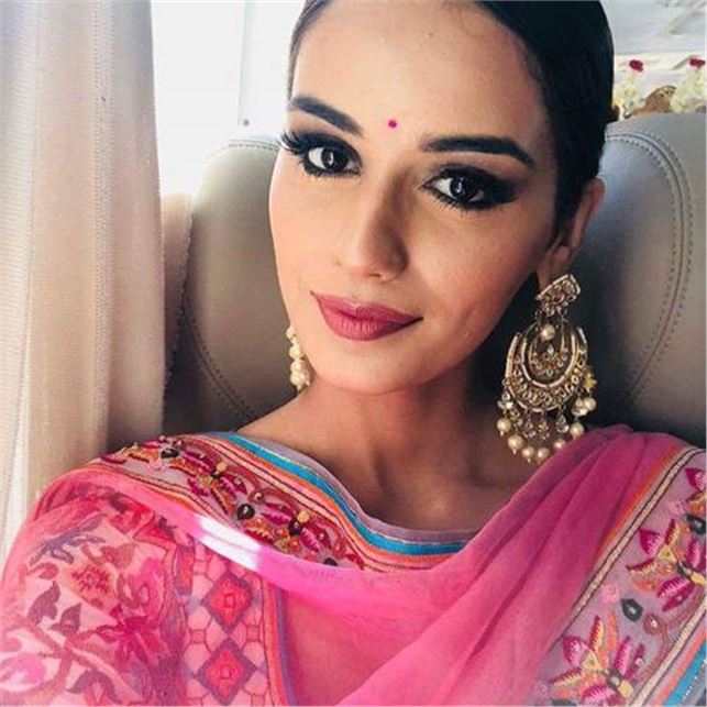 Manushi Chhillar, native by India, is the new Miss World 2017
