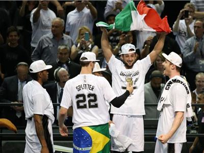 Marco Belinelli and the Spurs in San Antonio 