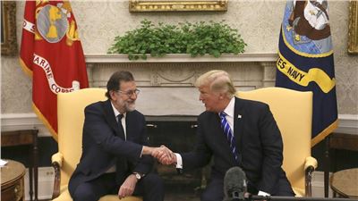 Mariano Rajoy y Donald Trump se encuentran  en la Casa Blanca 