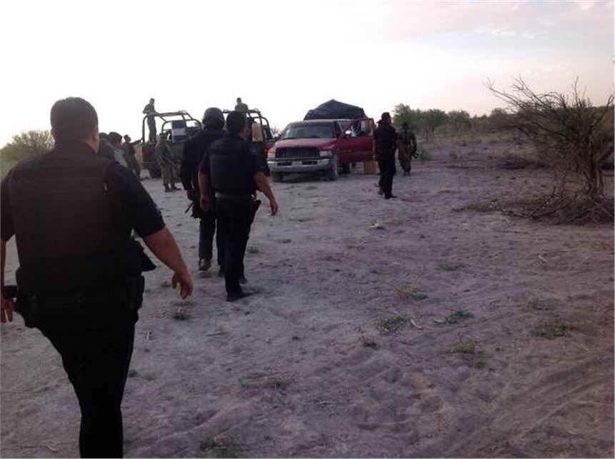 POLICÍA FEDERAL DETECTA UNA TOMA CLANDESTINA DE COMBUSTIBLE EN COAHUILA