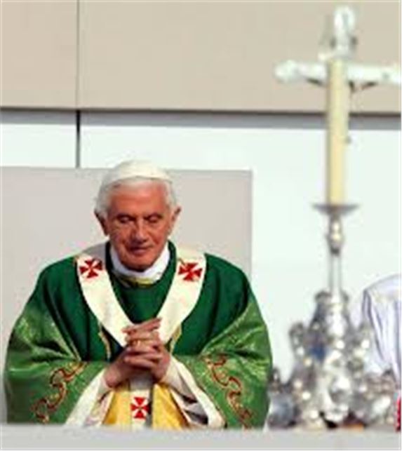 Pope Benedict XVI to resign, Papa Benedetto XVI si dimette
