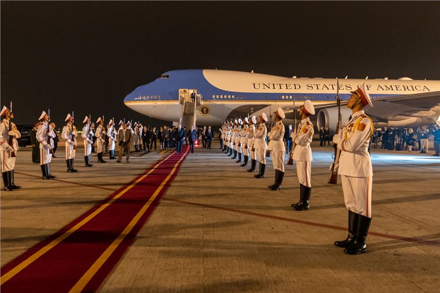 President Trump lands in Vietnam for second historic summit with North Korea