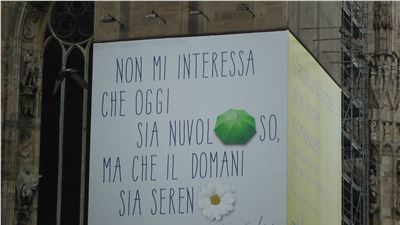 Pubblicita' curiosa.... sul Duomo di Milano