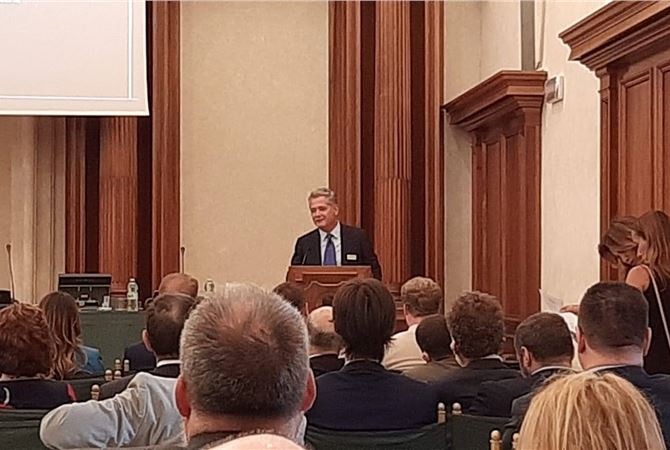 RENAISSANCE EVOLUTION IN THE SENATE OF THE REPUBLIC PRESENTS "THE CULTURAL DIPLOMACY BETWEEN ITALY AND THE AMERICAS". THE EVENT WAS LED BY ROBERTO MASIERO, FOUNDER AND PRESIDENT.