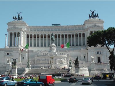 Roma - Il Monumento al Milite Ignoto in tutta la sua grandiosita'