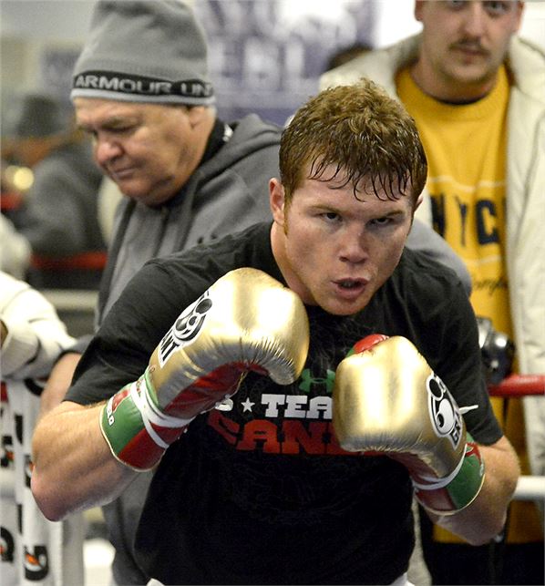 Saul "Canelo" Alvarez adelanta si llegada a las Vegas, Nevada.