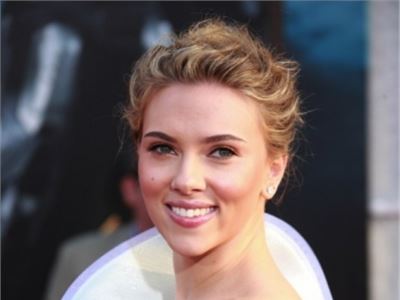 Scarlett Johannson