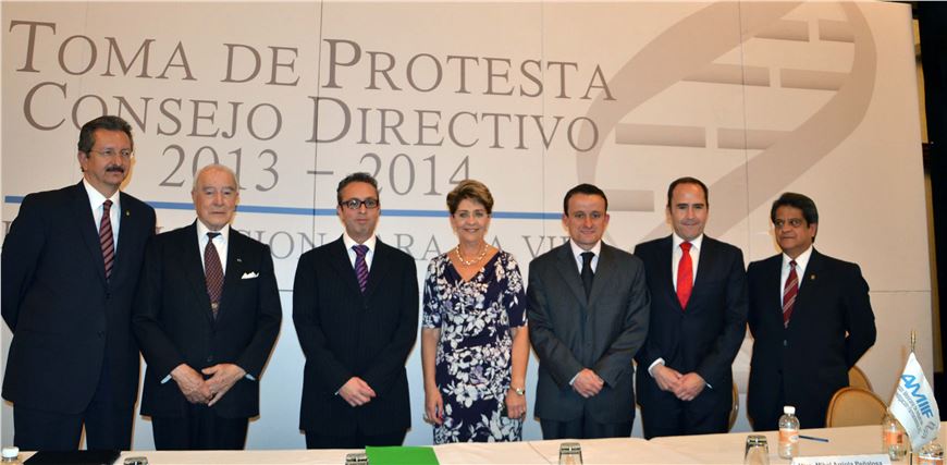 SECRETARIA DE SALUD TOMA PROTESTA A CONSEJO DIRECTIVO DE AMIIF