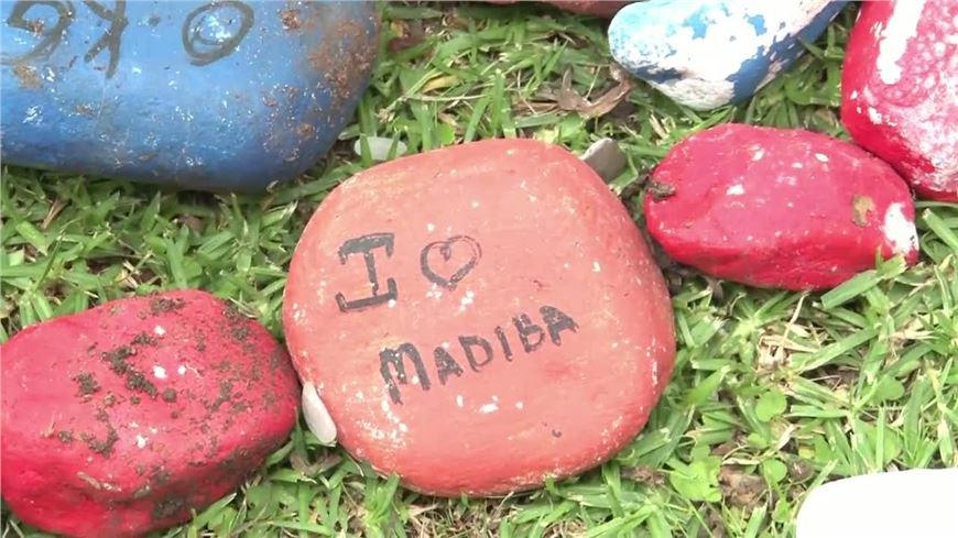 South Africans mourn nation's hero