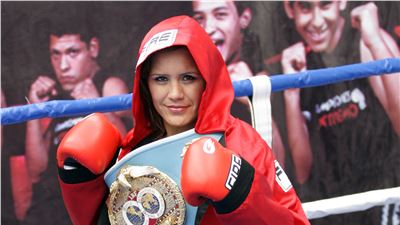 YAZMIN RIVAS ES NOMBRADA “BOXEADORA DEL AÑO”
