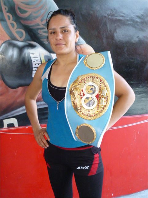 YAZMIN “RUSITA” RIVAS LUCE RAPIDA, PRECISA Y MUY FUERTE